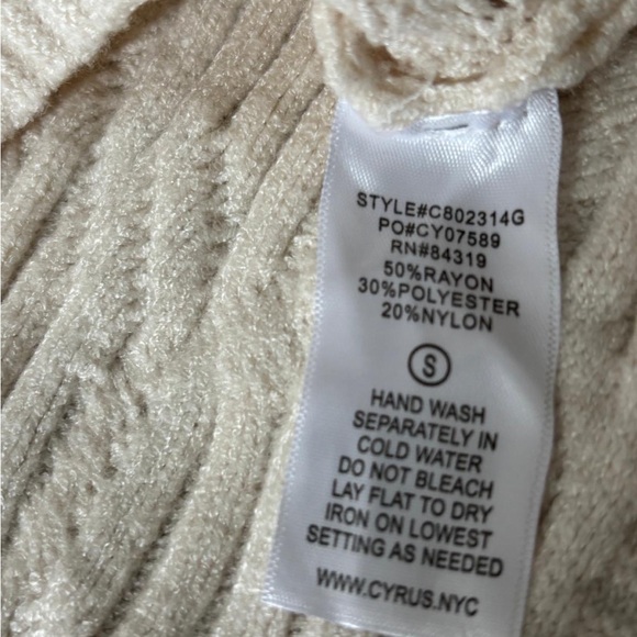 Cyrus Textured Turtleneck Sweater Cream | Size S | NWT - Picture 6 of 6